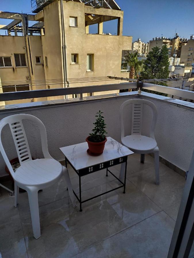 1 Bedroom Apartment Larnaca Exterior photo